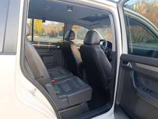 Volkswagen Touran foto 8