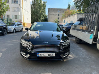 Ford Fusion foto 1