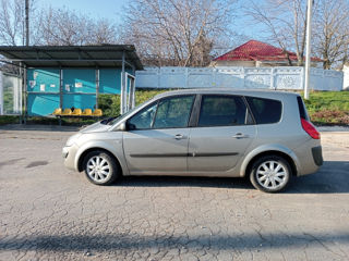 Renault Grand Scenic foto 4