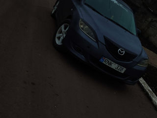 Mazda 3 foto 2