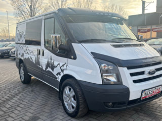 Ford Transit Connect foto 2