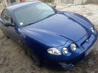 Hyundai Coupe foto 1