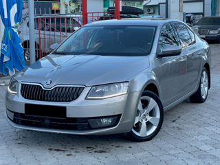 Skoda Octavia foto 3