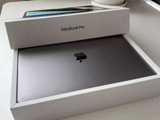 MacBook Pro M1 13.6 2020