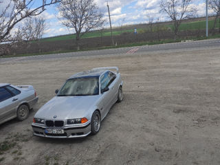 BMW 3 Series foto 1