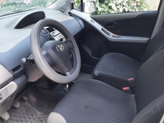 Toyota Yaris foto 4