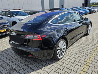 Tesla Model 3 foto 3