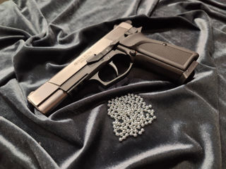 Пневматический пистолет копия Browning ! Новый !!! foto 3