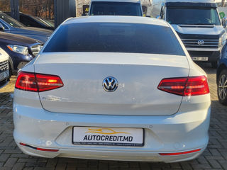 Volkswagen Passat foto 6