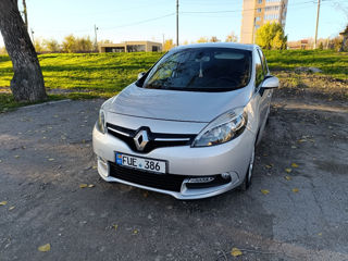 Renault Grand Scenic foto 1