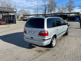 Ford Galaxy foto 6