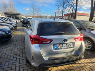 Toyota Auris foto 13