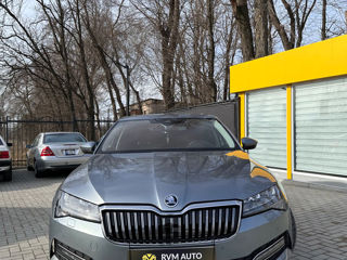 Skoda Superb foto 4