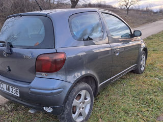 Toyota Yaris foto 5