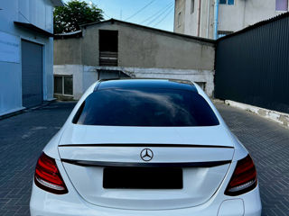 Mercedes E-Class foto 10