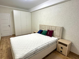 Apartament cu 2 camere, 68 m², Buiucani, Chișinău foto 4