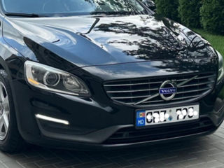 Volvo S60 foto 8