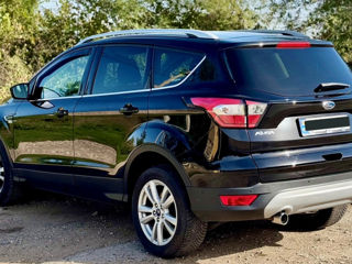 Ford Kuga foto 4