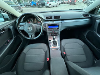 Volkswagen Passat foto 9