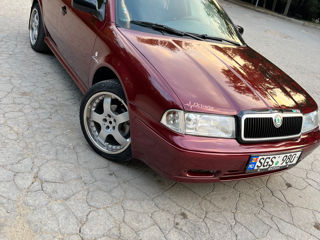 Skoda Octavia foto 1