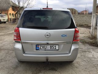 Opel Zafira foto 5