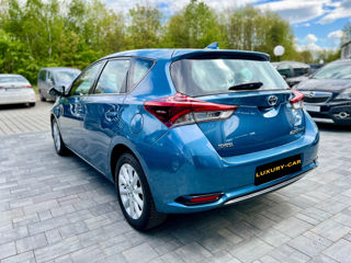 Toyota Auris foto 9