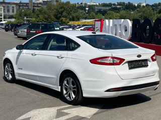 Ford Fusion foto 9