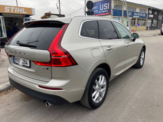 Volvo XC60 foto 2