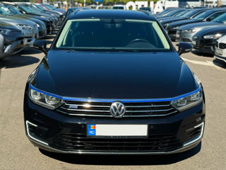 Volkswagen Passat foto 2