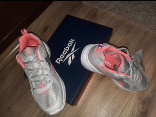 Reebok . Новые. Размер 37-38 foto 6