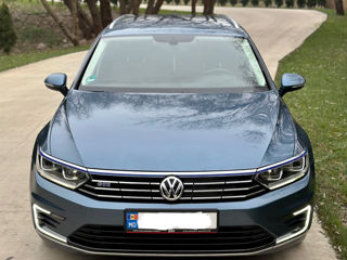 Volkswagen Passat foto 2