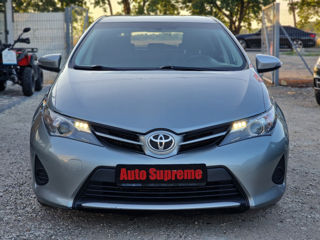 Toyota Auris foto 2