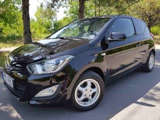 Hyundai i20 foto 1