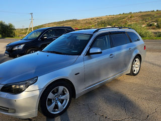 BMW 5 Series foto 5