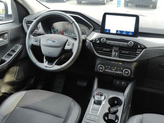 Ford Kuga foto 12