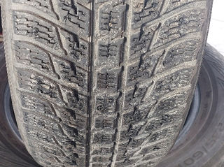 235/60  R18  Nokian  - 2600 lei (4 buc)! foto 3