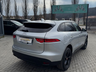 Jaguar F-PACE foto 3