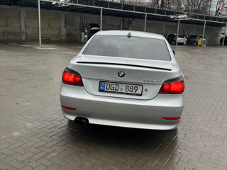 BMW 5 Series foto 6