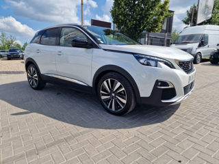 Peugeot 3008 foto 1