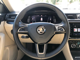 Skoda Superb фото 9