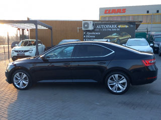 Skoda Superb foto 7