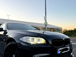 BMW 5 Series foto 3