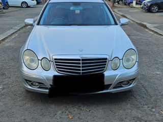 Mercedes E-Class foto 6