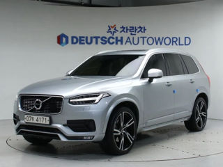 Volvo XC90 foto 1