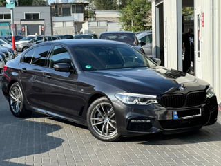 BMW 5 Series foto 3