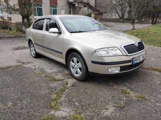 Skoda Octavia foto 3