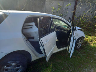 Toyota corolla 2006 1,4 d4d accidentata foto 6