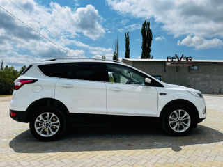 Ford Kuga foto 5