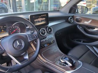 Mercedes GLC foto 2