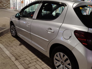 Peugeot 207 foto 5